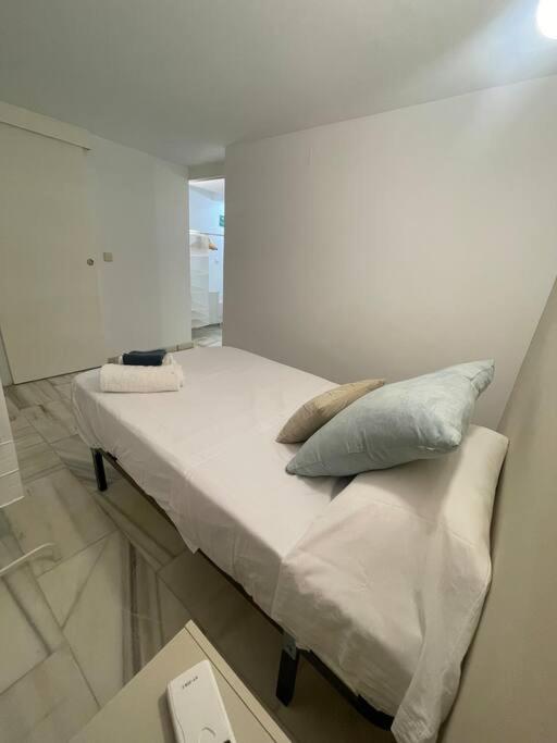 شقة Arriaga Bajo- Precioso Duplex. Parking Gratuito مدريد المظهر الخارجي الصورة